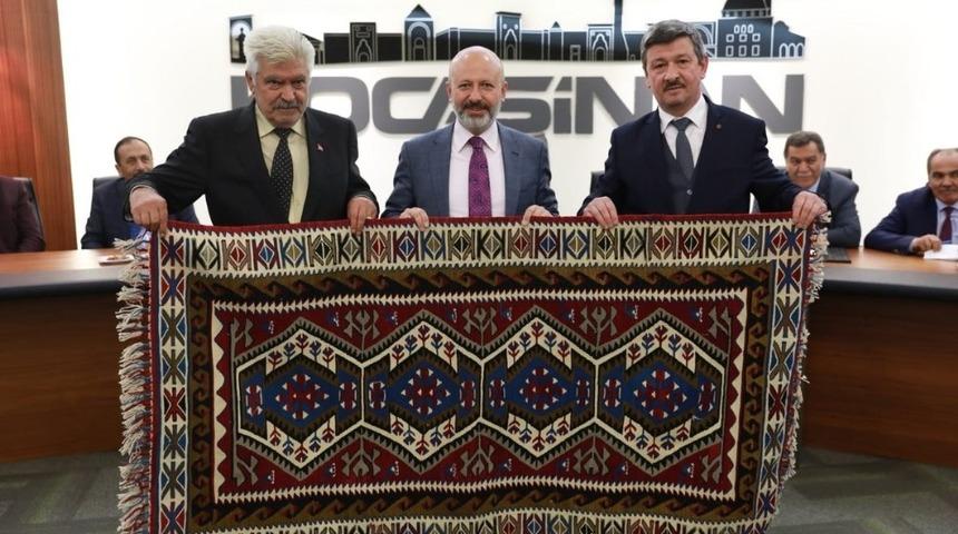 Başkan &Ccedil;olakbayrakdar, "Şehrimize değer katacak projelerin &ouml;nderliğini yapacağız"