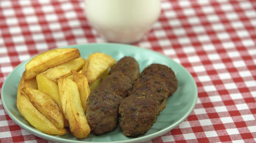 Anne Köftesi Tarifi