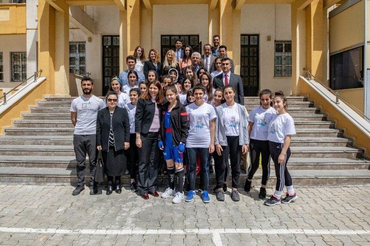 Edremit Mesleki ve Teknik Anadolu Lisesinde ‘Olimpiyat Sokağı’ açıldı G5