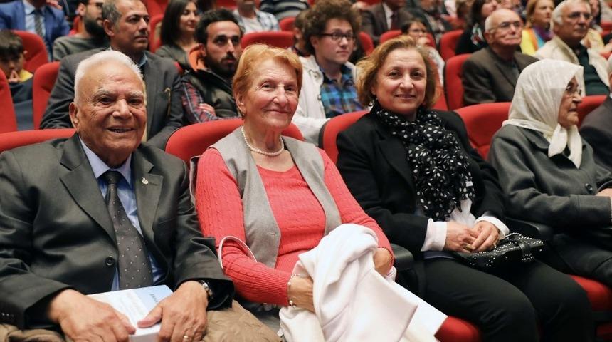 Muğla’da “Yücel’in Çiçekleri” seyircisiyle buluştu