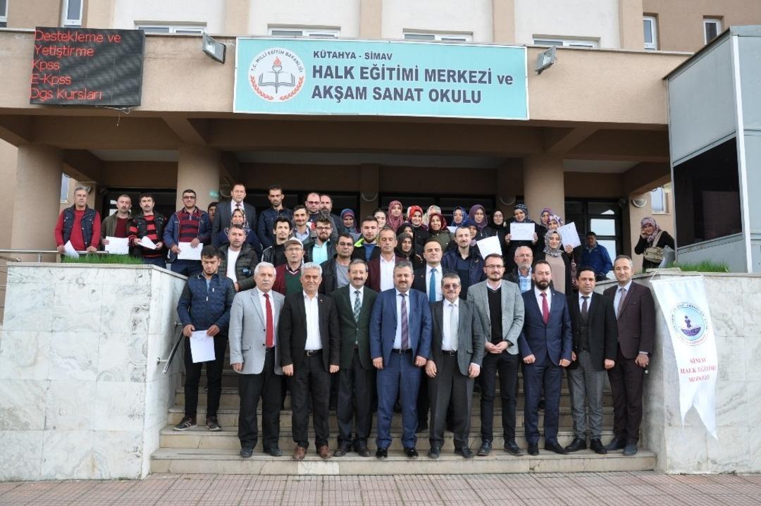 İŞ-KUR destekli 6 kursta 196 sertifika