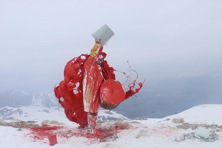 3 bin 200 metre yüksekte S.O.S. sinyali G1