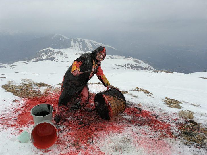 3 bin 200 metre yüksekte S.O.S. sinyali G4