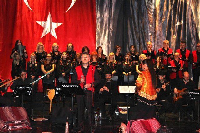 Halk müziği severler unutulmaz bir gece yaşadılar