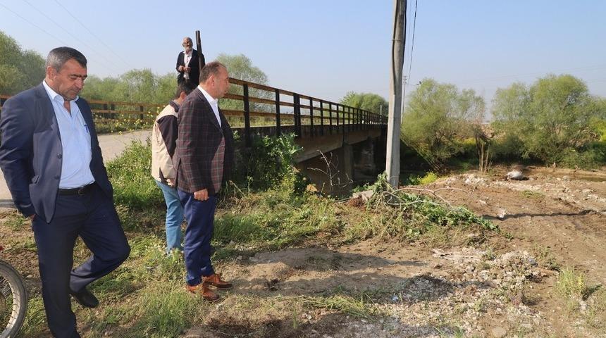 Başkan Akın Karacaali K&ouml;pr&uuml;s&uuml; i&ccedil;in d&uuml;ğmeye bastı