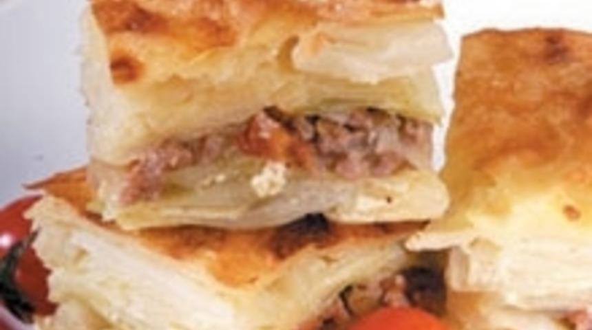 Kıymalı Lahana B&ouml;reği