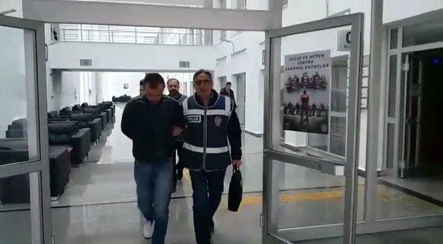 Caminin musluklarını çalanlar yakalandı