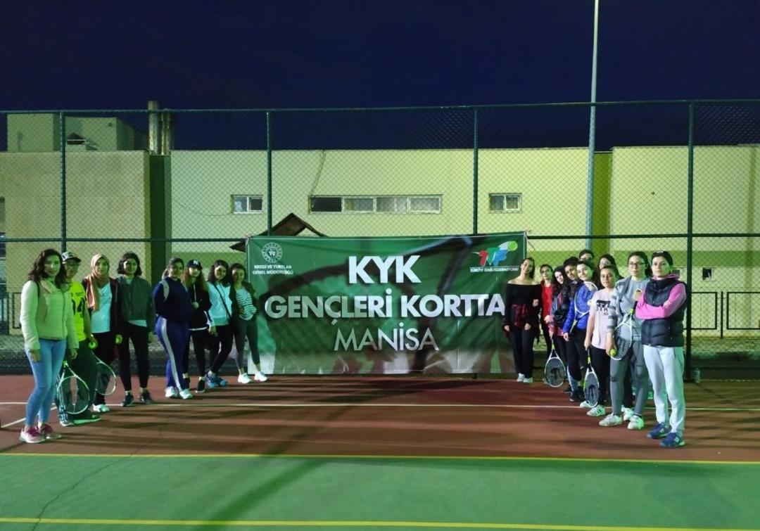 &rsquo;KYK gen&ccedil;leri kortta&rsquo; Projesi Manisa&rsquo;da başladı