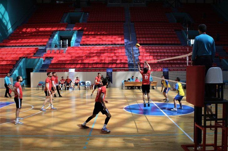 Van’da Voleybol Türkiye Finali Grup Eleme Müsabakaları G5