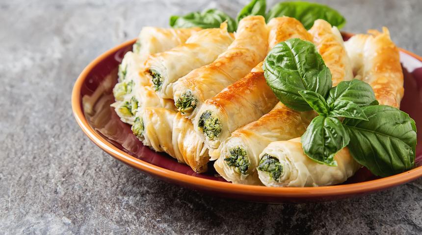 İster beş çayına ister kahvaltıya: Birbirinden enfes 5 börek tarifi