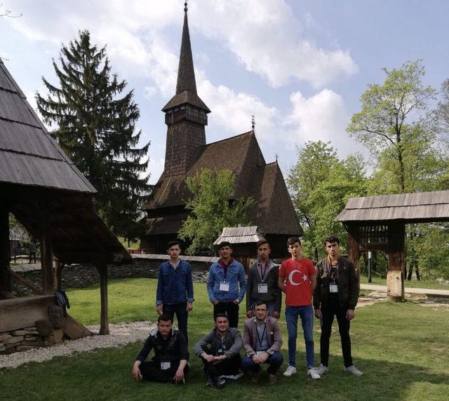 Büyükorhanlı öğrenciler Romanya’da