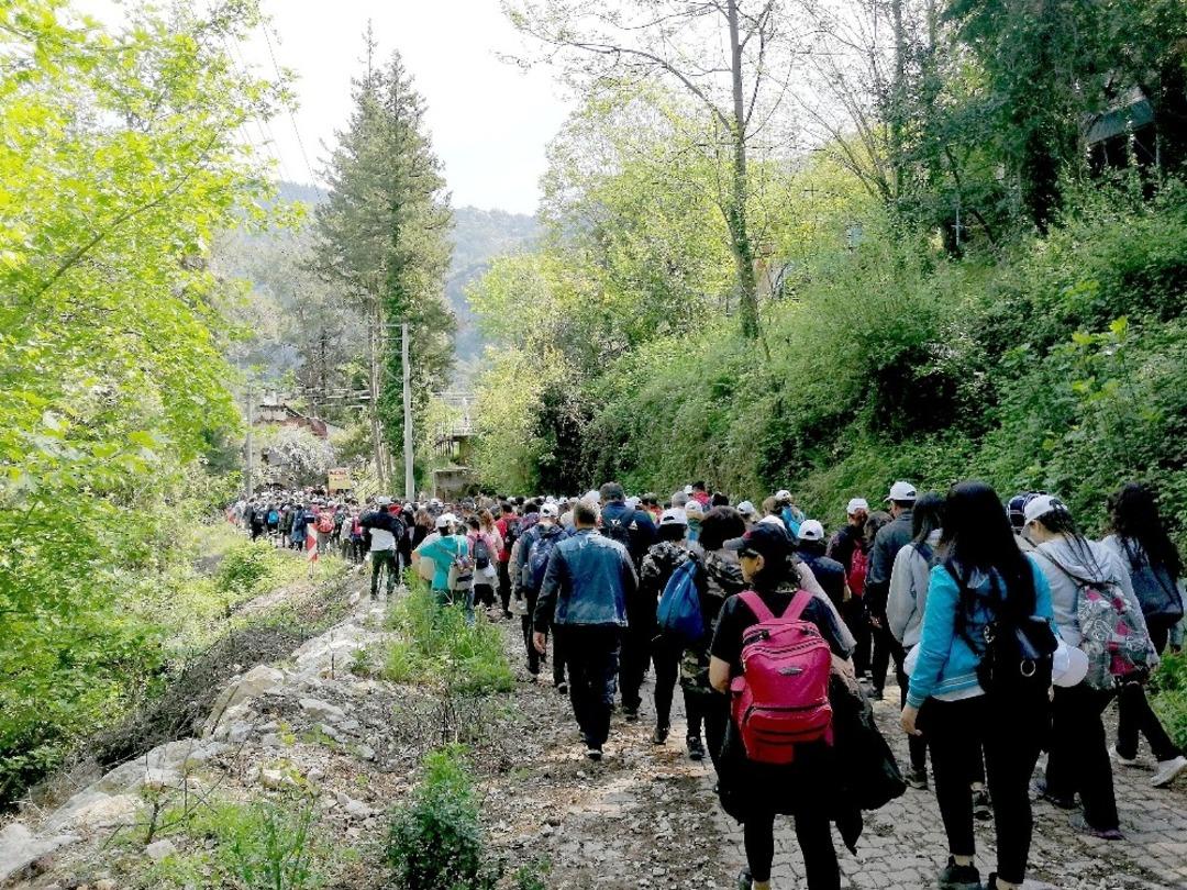 Vali Karaloğlu liderliğinde  Ulupınar-Olympos Likya yolu y&uuml;r&uuml;y&uuml;ş&uuml;