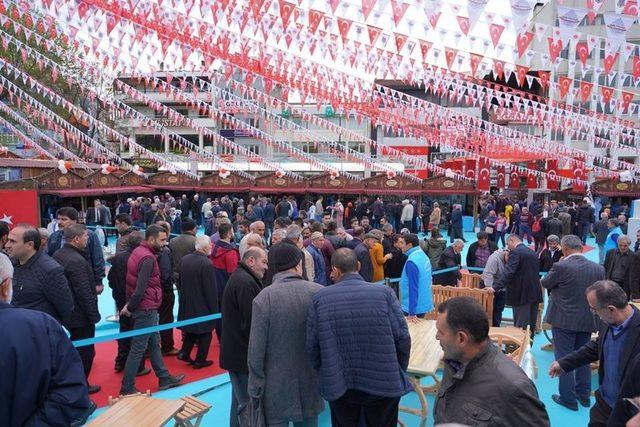 İşyurtları Ürün ve El Sanatları Fuarına yoğun ilgi