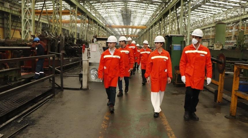 Elif Acar ve ekibi, Tosyalı Holding’i ziyaret etti