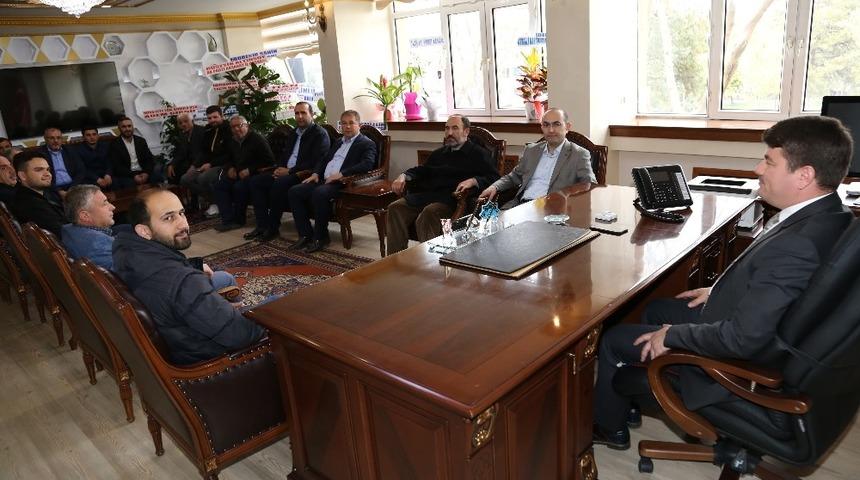 AK Parti teşkilatından Başkan Din&ccedil;er&rsquo;e hayırlı olsun ziyareti