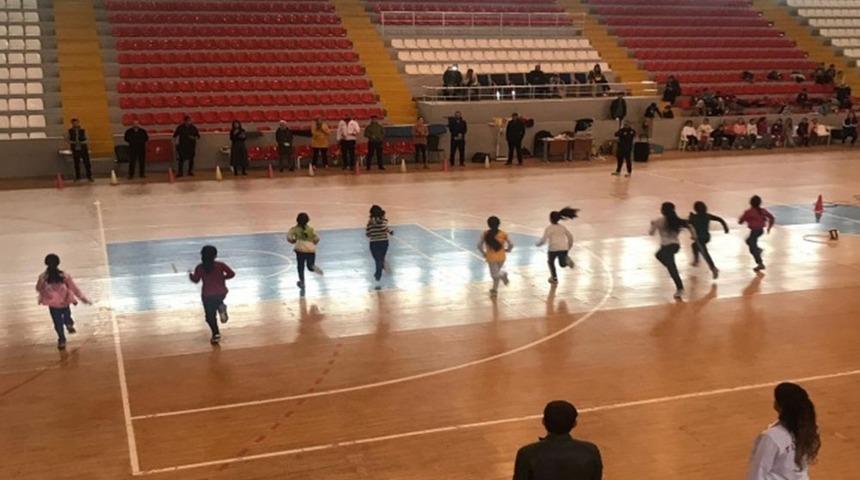 Kars’ta yetenekli sporcular ortaya çıkarılıyor