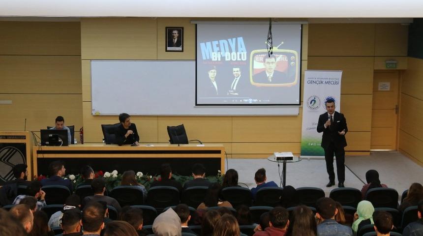 Bi&rsquo; Dolu Medya isimli etkinlik d&uuml;zenlendi