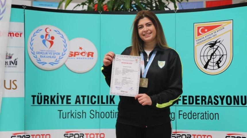 Manisa B&uuml;y&uuml;kşehir&rsquo;in atıcısından Mersin&rsquo;de T&uuml;rkiye rekoru