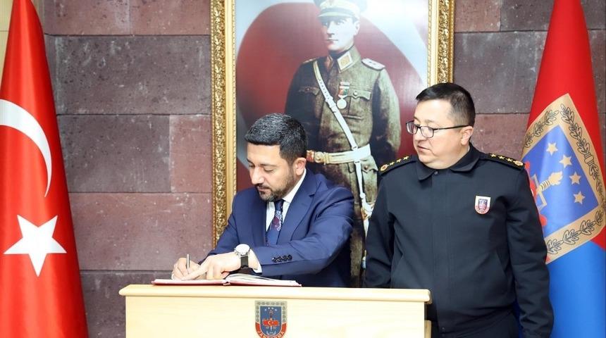 Başkan Arı&rsquo;dan İl Jandarma Komutanı Yiğit&rsquo;e iade-i ziyaret