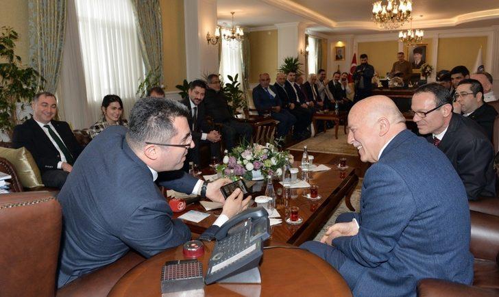 Vali Memiş turizme katkı sunanları unutmadı G2