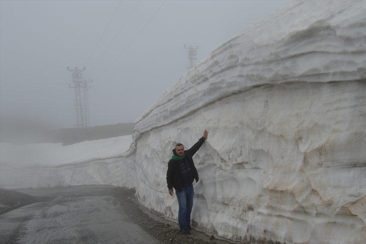 Nisan ayında kar sürprizi! Kalınlığı 5 metre G2