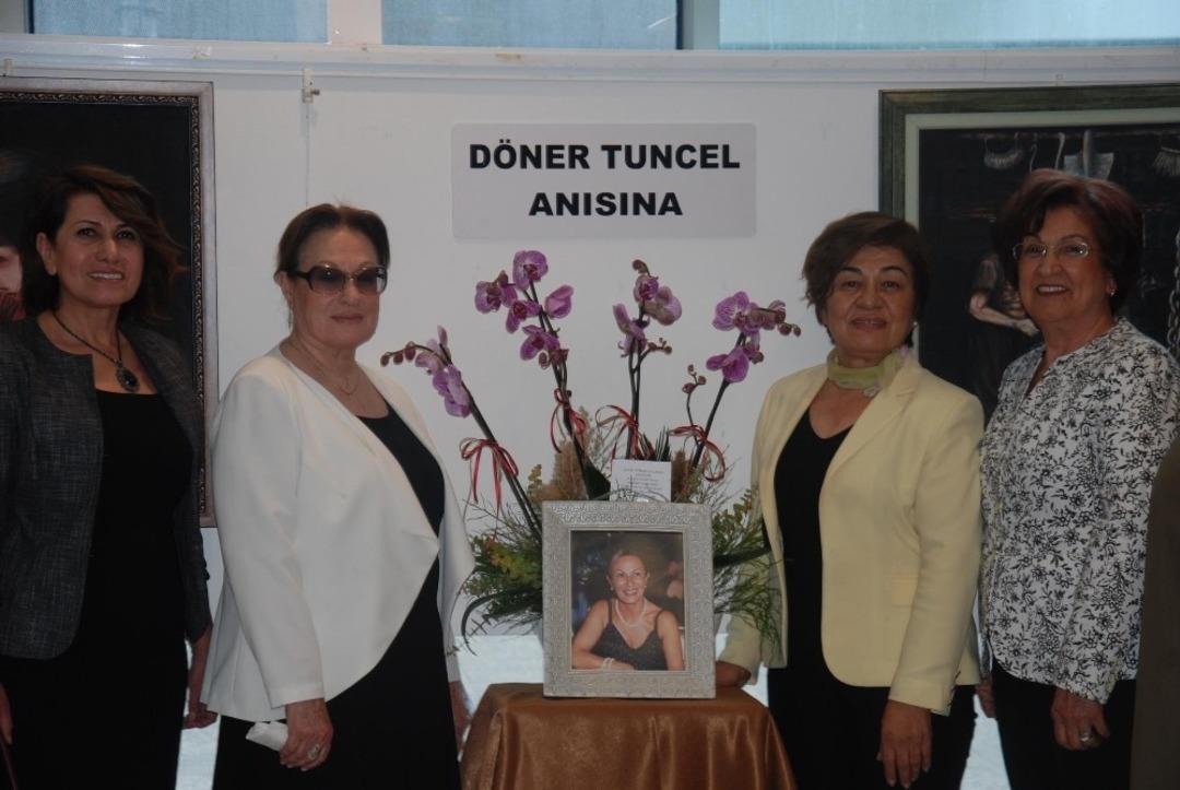 Kadirlili kadın ressamlar Adana&rsquo;da sergi a&ccedil;tı