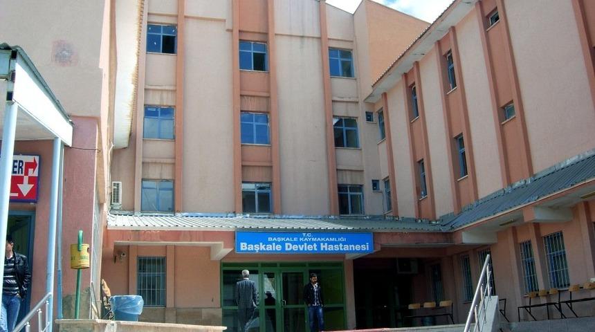 İran sınırında 2 erkek cesedi bulundu 