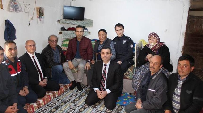 Kaymakam Çiçek: Şehit ve gazilerimiz başımızın tacı