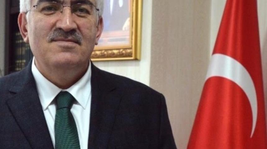 AK Parti Erzurum İl Başkanı &Ouml;z&rsquo;den Berat Kandili mesajı