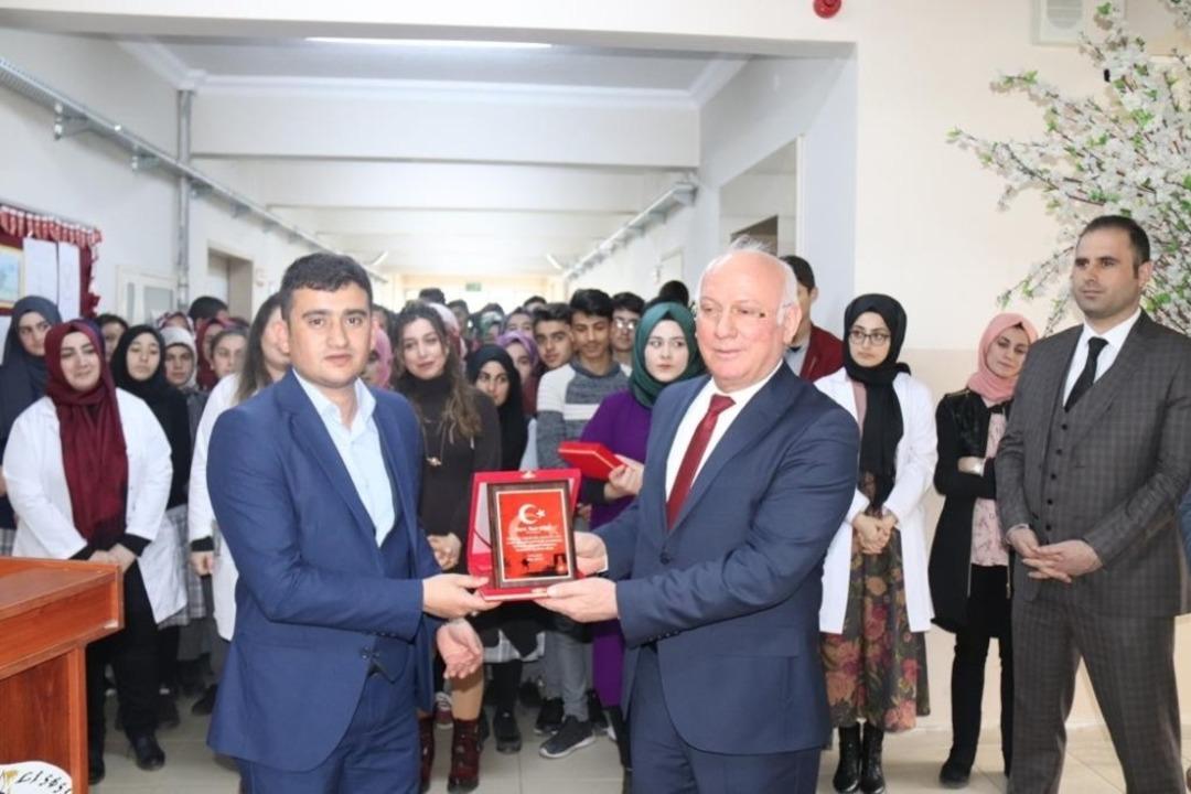 Anadolu Lisesi&rsquo;nden anlamlı a&ccedil;ılış