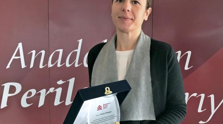 Geleneksel motife &ccedil;ağdaş tasarım &ouml;d&uuml;l getirdi