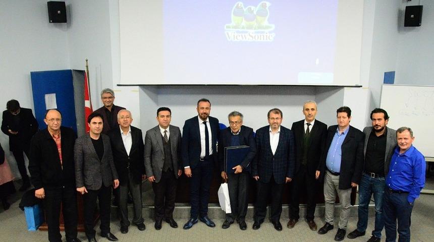 PA&Uuml;&rsquo;de "M&uuml;sl&uuml;man Bilim Adamlarının Bilim ve Teknolojiye Katkıları" konferansı