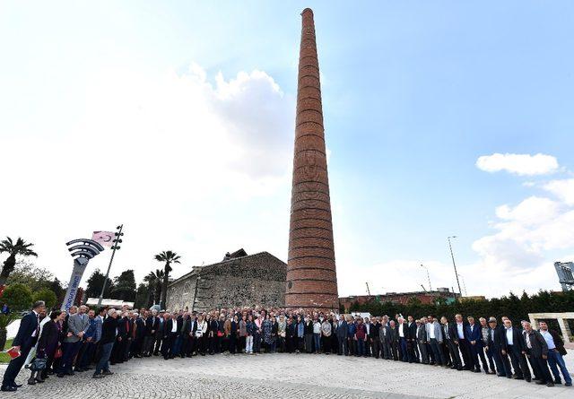 Başkan Soyer’in ilk büyük buluşması üretici kooperatifleriyle gerçekleşti