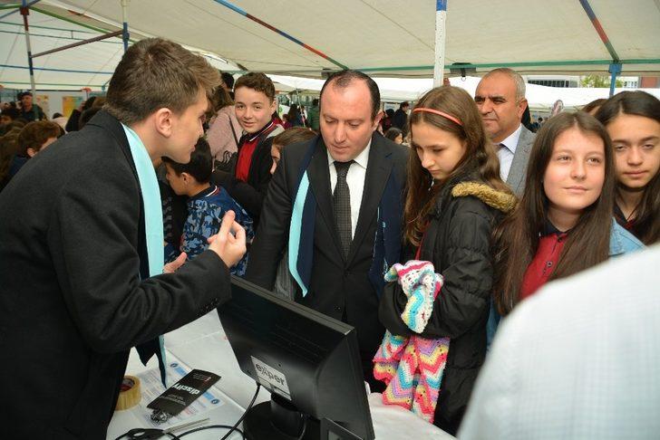 Bilim ve Sanat Merkezinden 4006-TÜBİTAK Bilim Fuarı G4