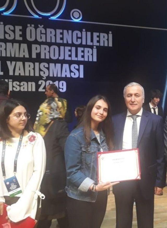 Vanlı öğrencinin projesi Türkiye birincisi seçildi