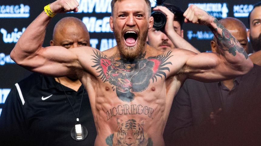 İşte Conor McGregor'ın gözaltına alınma görüntüsü! Ters kelepçe...