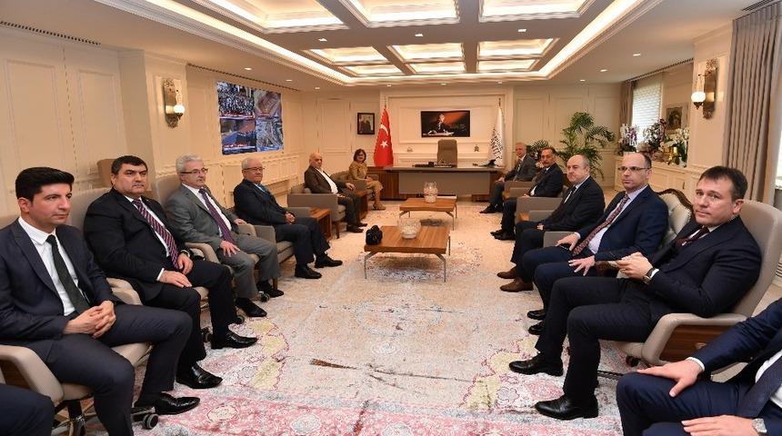 Vali G&uuml;l&rsquo;den Belediye Başkanlarına &ldquo;Hayırlı Olsun&rdquo; Ziyareti