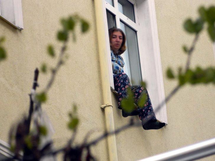 Komşularıyla kavga etti, pencereye çıkıp intihar etmeye çalıştı G4