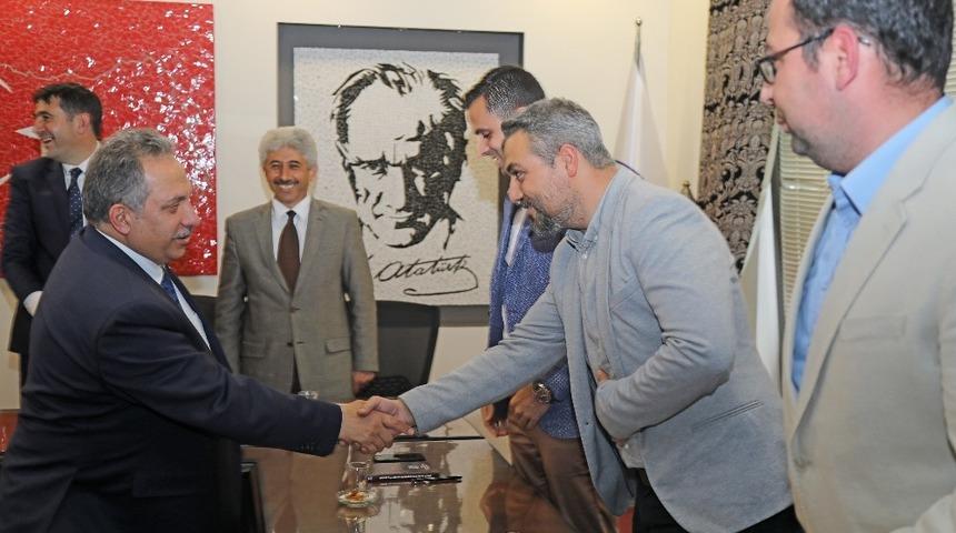 Başkan Yal&ccedil;ın&rsquo;dan Fen İşleri M&uuml;d&uuml;rl&uuml;ğ&uuml; ile toplantı