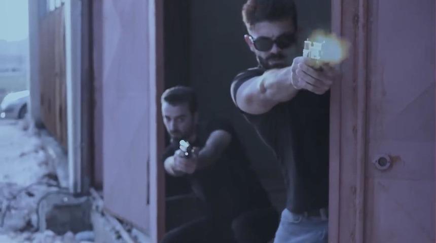 Amat&ouml;r oyunculardan aksiyon filmi