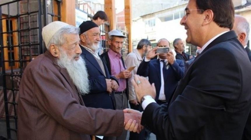 Aydemir: &lsquo;Y&uuml;ce milletimiz insanlığın umududur&rsquo;