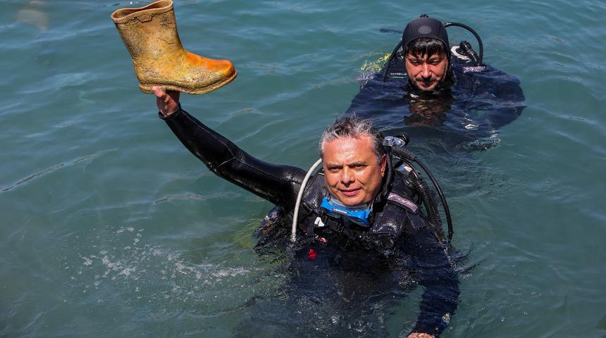 Antalya'da denizin dibi temizlendi: Vahşice kirletmişiz