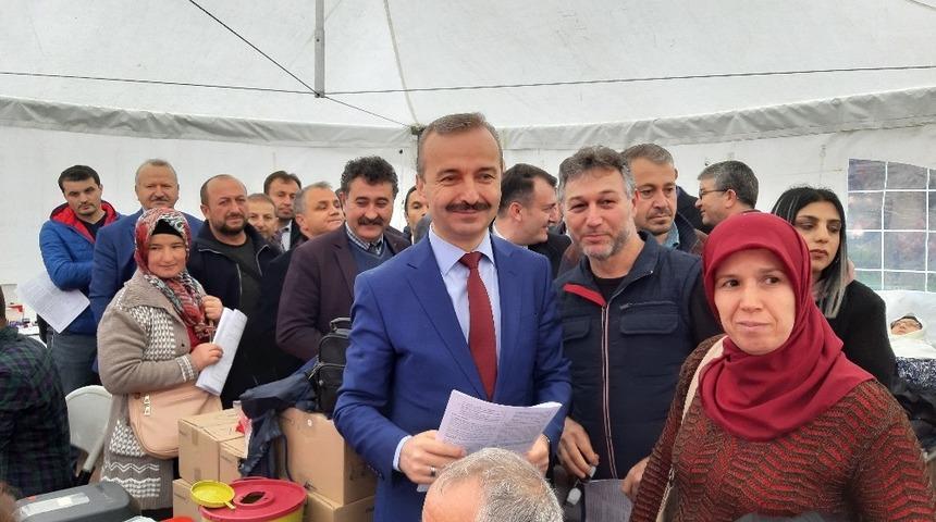 &rsquo;&Ccedil;aycuma İl&ccedil;e Milli Eğitim Kan Veriyor, Hayat Kurtarıyor&rsquo; kan bağışı kampanyasına b&uuml;y&uuml;k ilgi