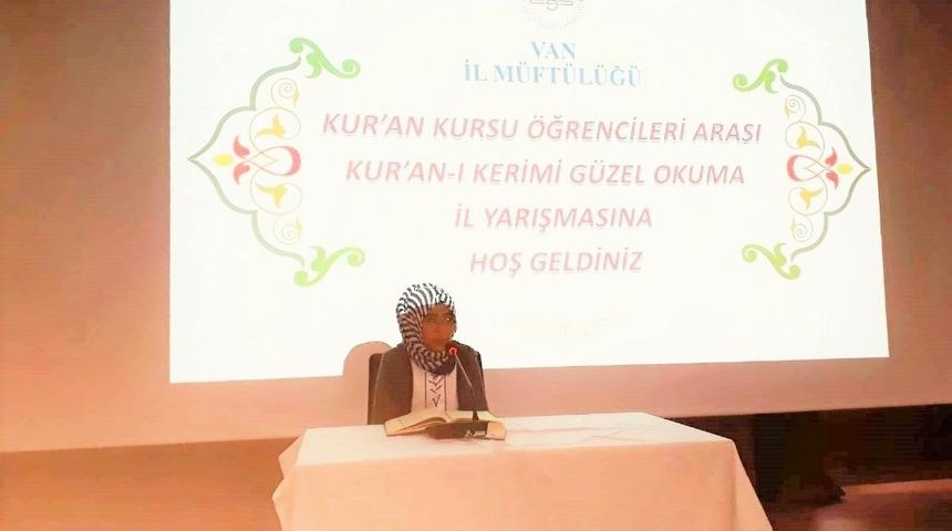 Van&rsquo;da Kur&rsquo;an-ı Kerim&rsquo;i G&uuml;zel Okuma Yarışması