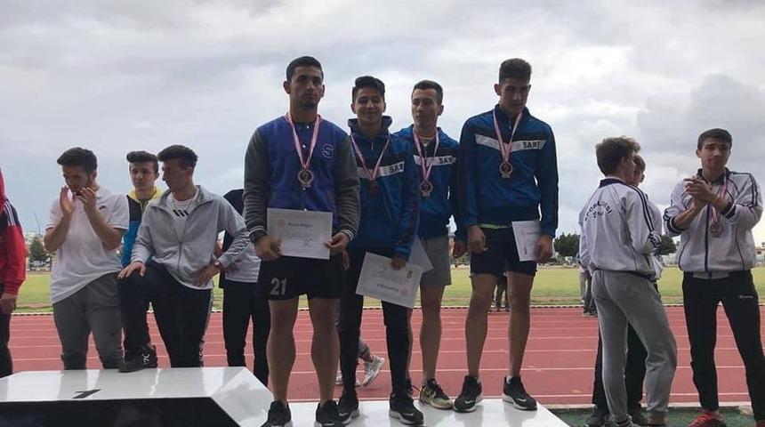 Atletler başarıya doymuyor