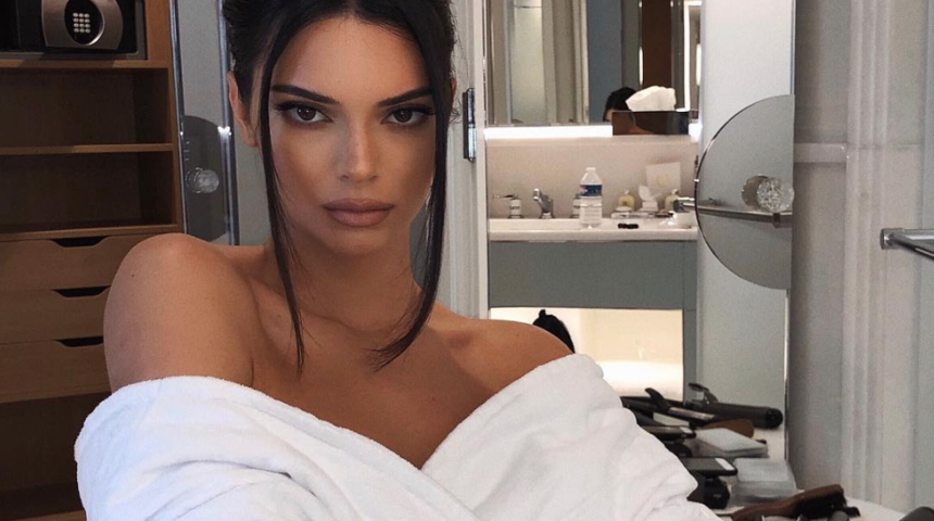 Kendall Jenner yeni sevgilisini de NBA'den buldu 