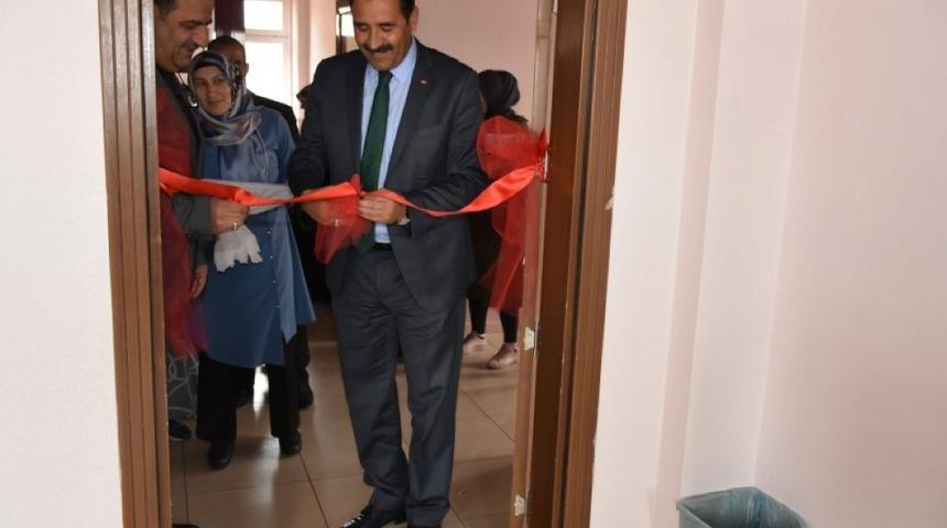 Melikşah İlkokulunda&ldquo;&Ouml;ğren, &Ouml;ğret, Oyna, Eğlen&rdquo; etkinlikleri a&ccedil;ılışı yapıldı