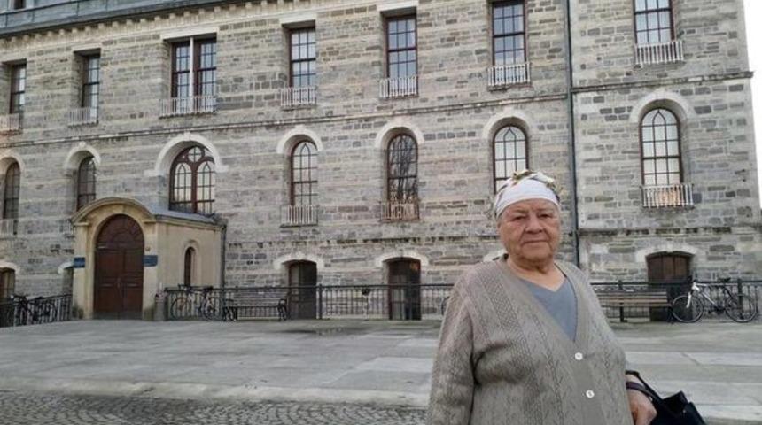 77 yaşındaki Youtuber Saniye Anne! Youtube'a girmesinin asıl nedeni hepimizi duygulandırıyor