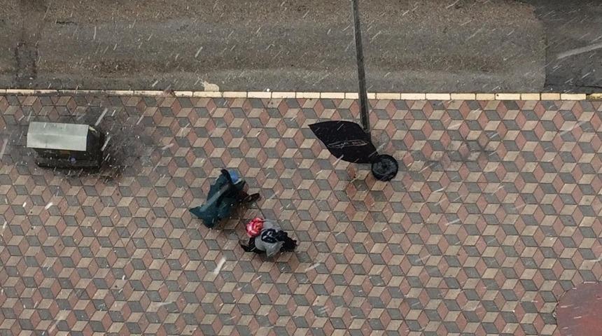 Elazığ’da sağanak ve dolu etkili oldu