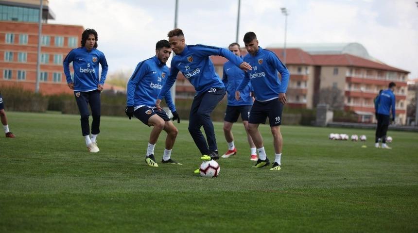 Kayserispor s&uuml;rpriz yapmak istiyor